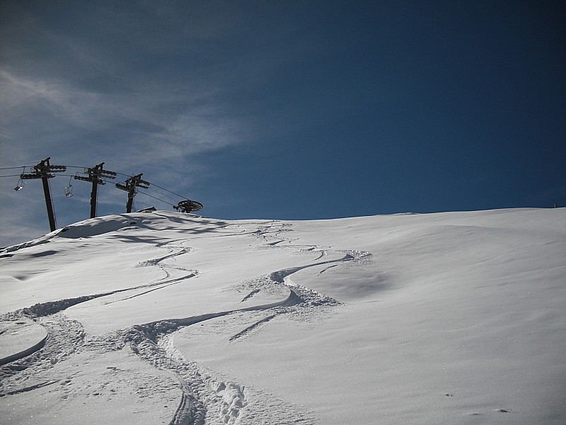 #5 sous le sommet : premiers virages de la saison sous le sommet : premiers virages de la saison