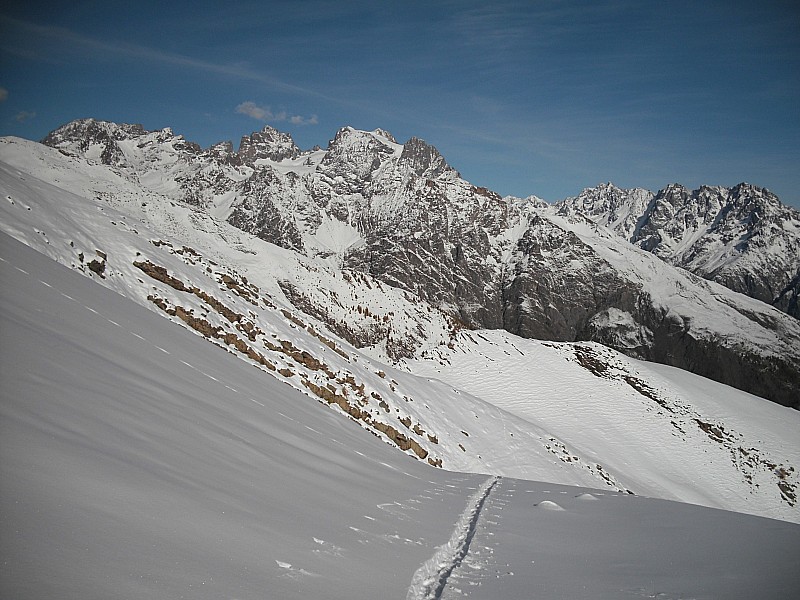 2400 m : vue sur le pelvoux