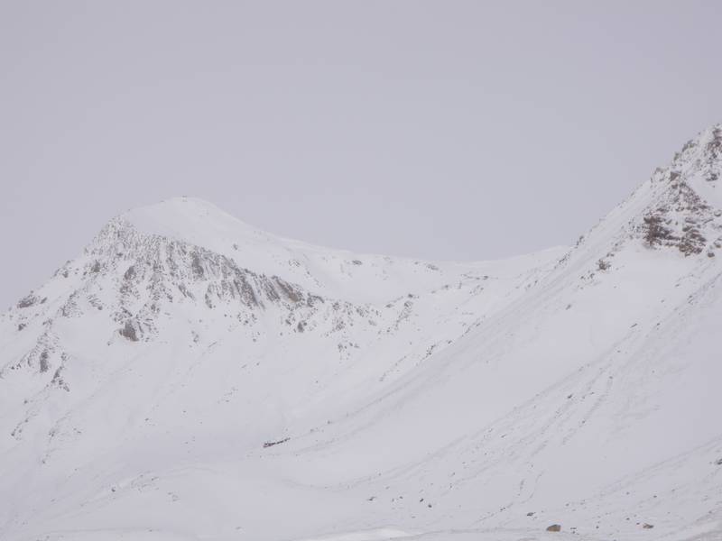 Pic Blanc : Descente superbe dans la face du Pic Blanc puis par la variante sur le vallon de Roche Noire. Le tout accompagnés d'un mec Sympa A+.