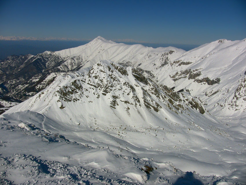 #14 Journée limpide. On aperçoit le Mont Rose au centre droite, distant de 200 Km : Journée limpide. On aperçoit le Mont Rose au centre droite, distant de 200 Km :