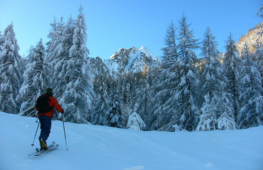 #2 Départ Génisserie,
Le couloir N du Sistron en point de mire Départ Génisserie,
Le couloir N du Sistron en point de mire