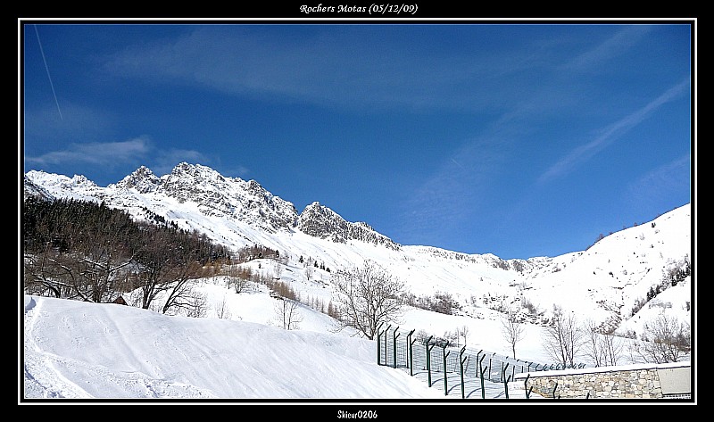 #8 Parking : Vue depuis le parking sur notre itinéraire, enneigement très bon ! Parking : Vue depuis le parking sur notre itinéraire, enneigement très bon !