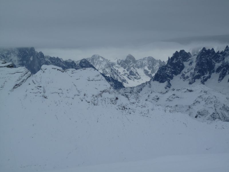 #5 Toujours le massif : Lugubre Toujours le massif : Lugubre