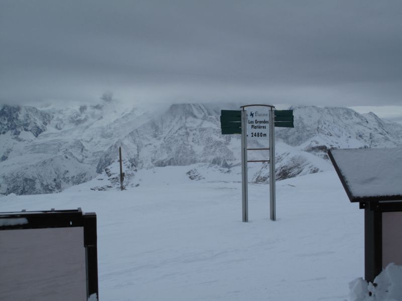 #4 Vue sur le massif : Depuis la gare du téléphérique Vue sur le massif : Depuis la gare du téléphérique