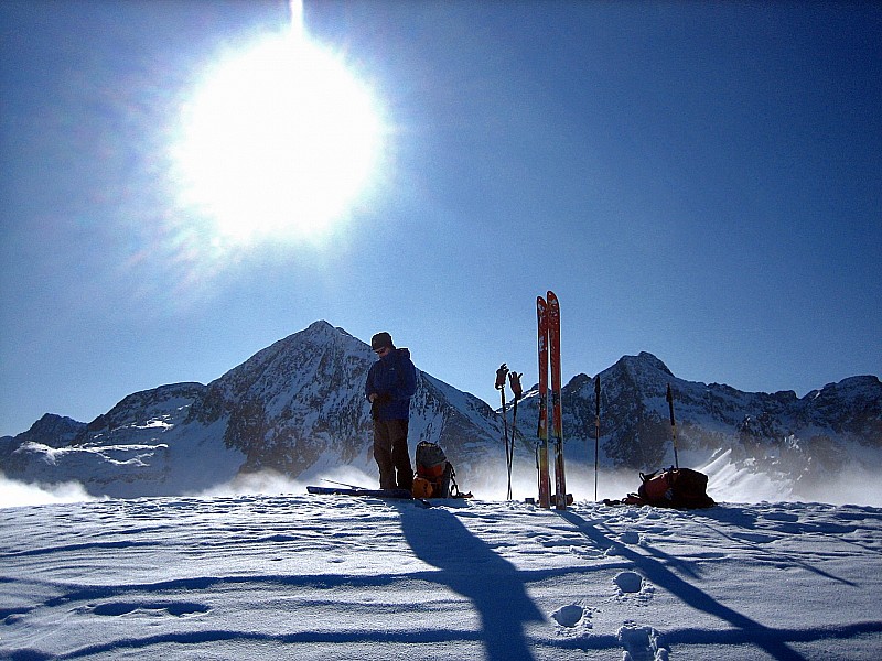 Cap des Hittes : Devant le Nord Nère, objectif initial