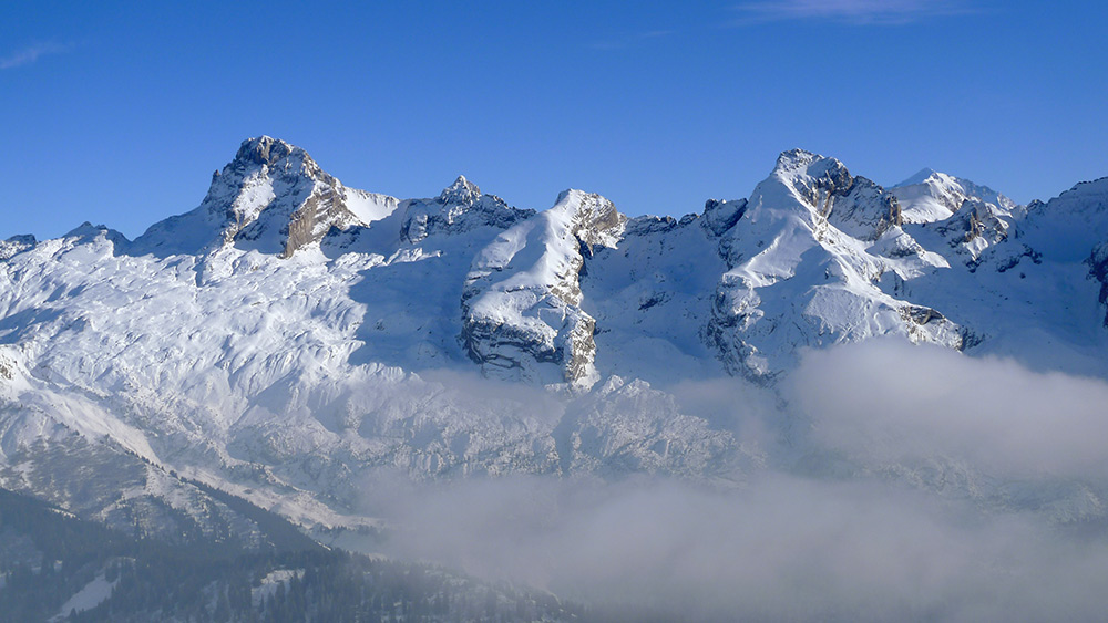 #1 Pointe percée : du sommet du Lachat Pointe percée : du sommet du Lachat