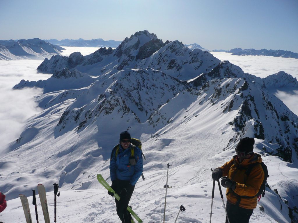 #5 la mer : Grand pic entouré par la mer de nuage depuis l la mer : Grand pic entouré par la mer de nuage depuis l'antécime du Rognolet