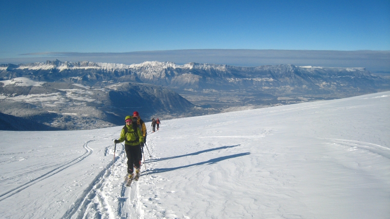 #1 Crête de Brouffier : La montée toujours aussi panoramique Crête de Brouffier : La montée toujours aussi panoramique