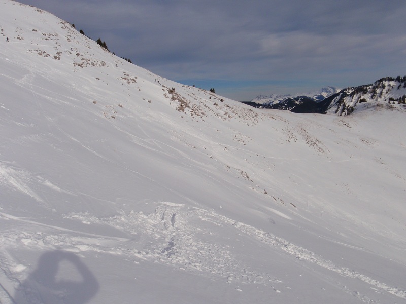 Montée 2 : Une fois arrivé au "mini" col sous haute pointe, nous savions  qu'il faudrait faire attention aux skis à la descente.