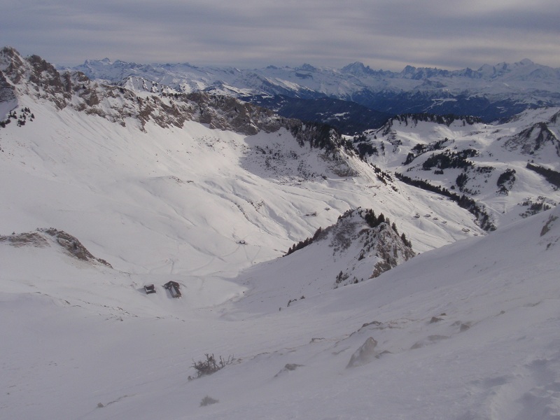 #4 La descente : Voici la descente qui nous tend les bras, malgré l La descente : Voici la descente qui nous tend les bras, malgré l'alternance neige croutée et poudre ca a été bien agréable !!