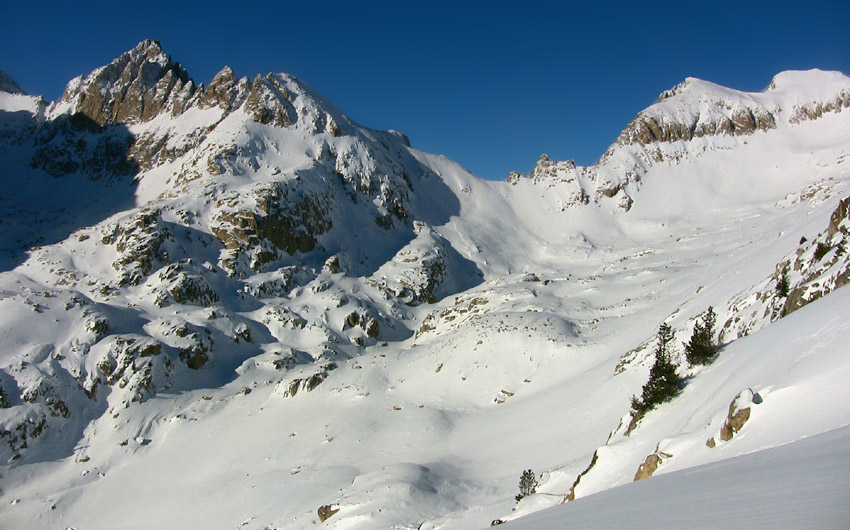 #20 Vue du col: Aiguilles de Préfouns, pas de préfouns et Tête des Tablasses Vue du col: Aiguilles de Préfouns, pas de préfouns et Tête des Tablasses