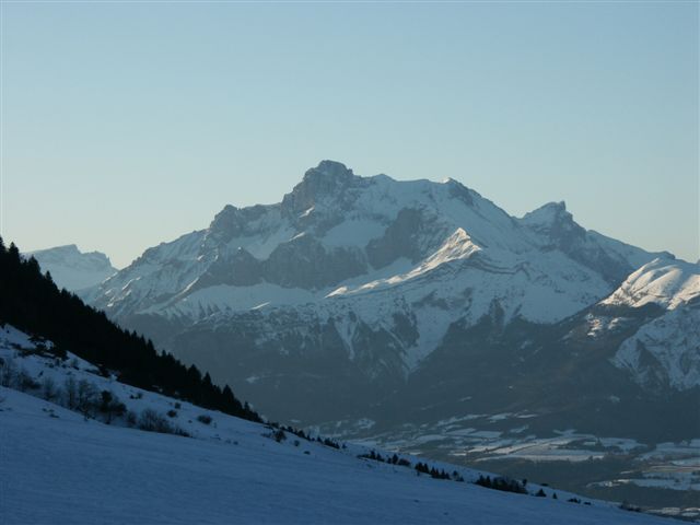 #1 Face nord de l Face nord de l'Obiou : Face nord de l'Obiou au petit matin.