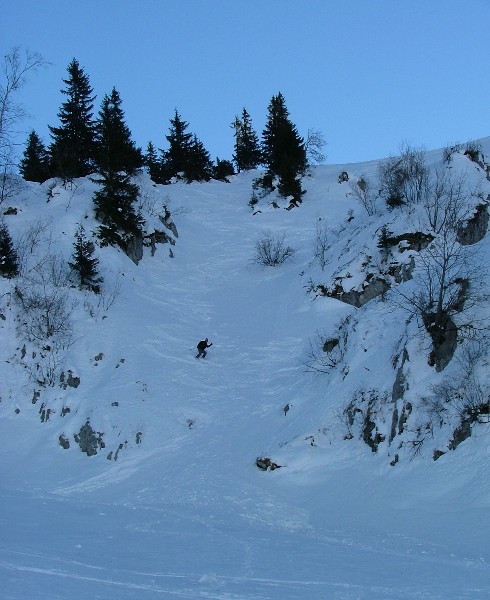 A l'ombre : Descente du pas de la Bosse