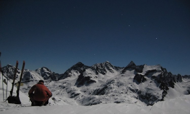 Rocher Blanc : 21h39 : contemplation à la belle étoile au col de la Vache