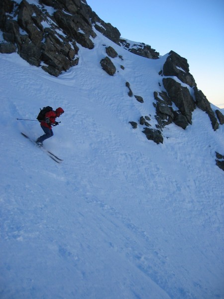 Descente Rocher de l'Homme : 16h39 : dans la face nord du Rocher de l'Homme