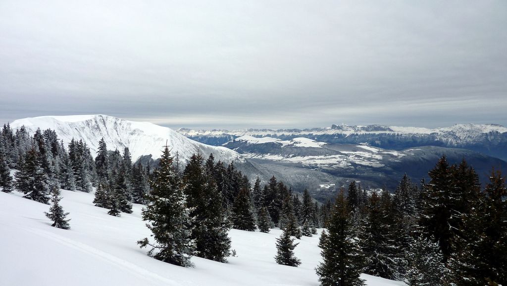 #2 Alpe du Grand Serre : les couloirs Nord sont gavés... caillasses Alpe du Grand Serre : les couloirs Nord sont gavés... caillasses