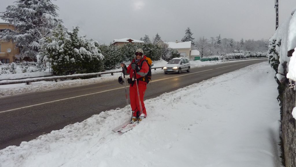 RN90 : Delle se fait doubler par plus rapide qu'elle...