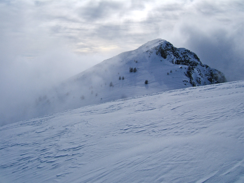 #12 Pétoumier : Baus de la Fréma, la brume gagne du terrain et la super descente avec la meilleure neige va être gâchée. Pétoumier : Baus de la Fréma, la brume gagne du terrain et la super descente avec la meilleure neige va être gâchée.
