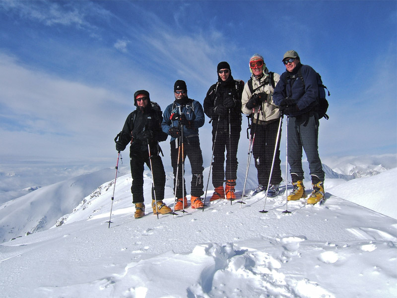 #8 Pétoumier : Les gars de Fréjus qui m Pétoumier : Les gars de Fréjus qui m'ont doublé sur la cime de Pétounier.
BRAVO et à une prochaine.