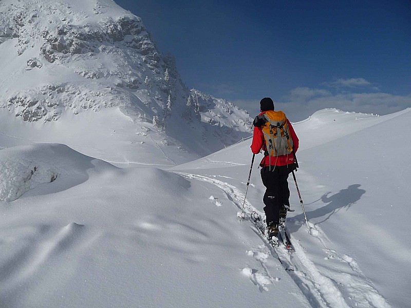 #2 arrivée au col de Vésinaz : toujours sous le soleil arrivée au col de Vésinaz : toujours sous le soleil
