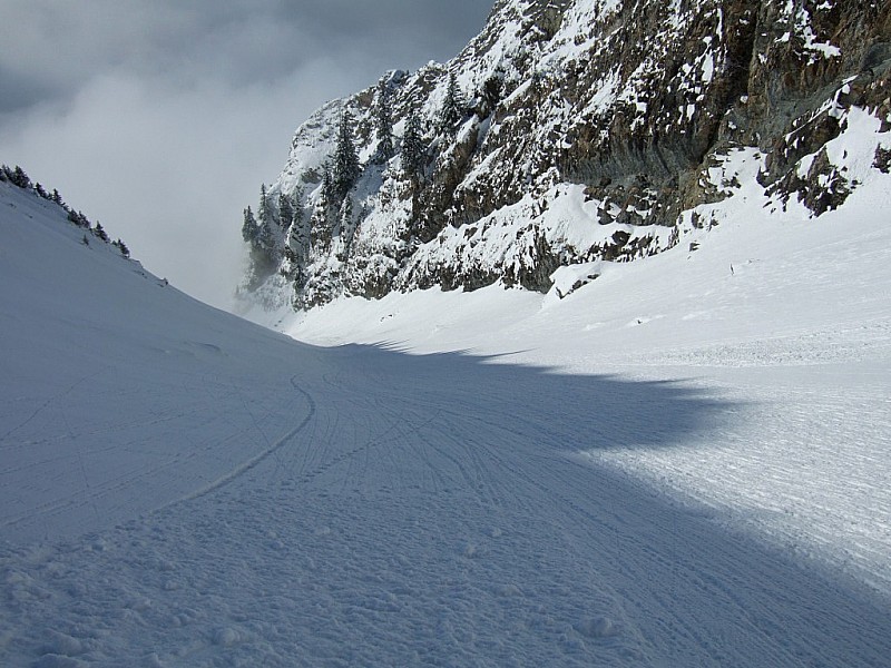 #3 Couloir Chauchefoin : Le couloir vierge de traces Couloir Chauchefoin : Le couloir vierge de traces
