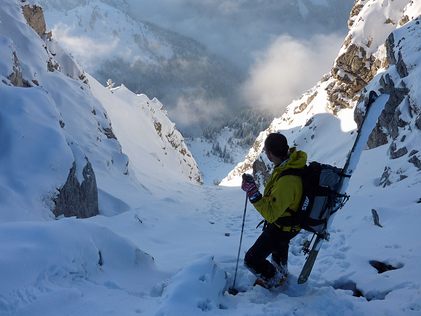 #11 Pointe de Chalune : Pïerre dans le haut du couloir, qui est en piètre condition. Pointe de Chalune : Pïerre dans le haut du couloir, qui est en piètre condition.