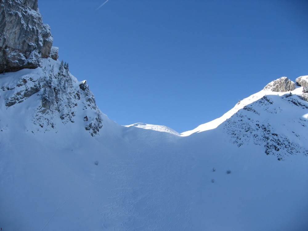 #2 Haute Pointe : Col de Chavannais. Bonne poudre Haute Pointe : Col de Chavannais. Bonne poudre