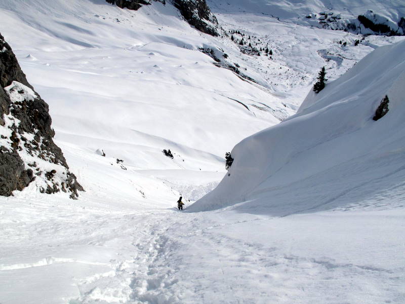 #1 Dans le couloir : Le couloir donnant accès à la rampe finale. Dans le couloir : Le couloir donnant accès à la rampe finale.