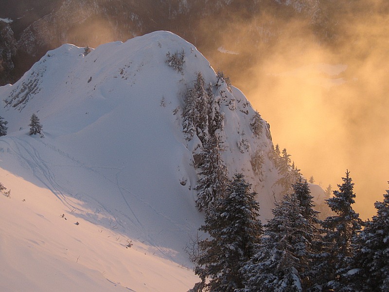 #5 Petit Som : le haut du couloir ouest Petit Som : le haut du couloir ouest