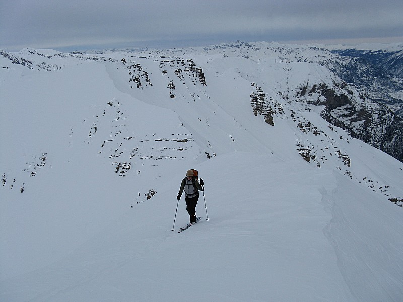 #7 Les derniers mètres : fatigués mais récompensés par un superbe panorama sur les Ecrins ! Les derniers mètres : fatigués mais récompensés par un superbe panorama sur les Ecrins !