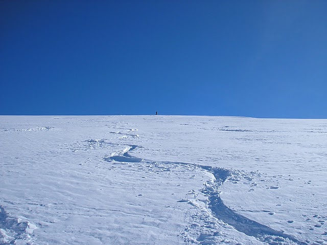 #3 Sous le sommet : Traces éphémères d Sous le sommet : Traces éphémères d'éternité...