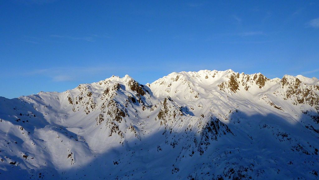 #9 vallon du Venetier : le soleil se couche sur Jasse, Dent du Pra et Belle Etoile vallon du Venetier : le soleil se couche sur Jasse, Dent du Pra et Belle Etoile