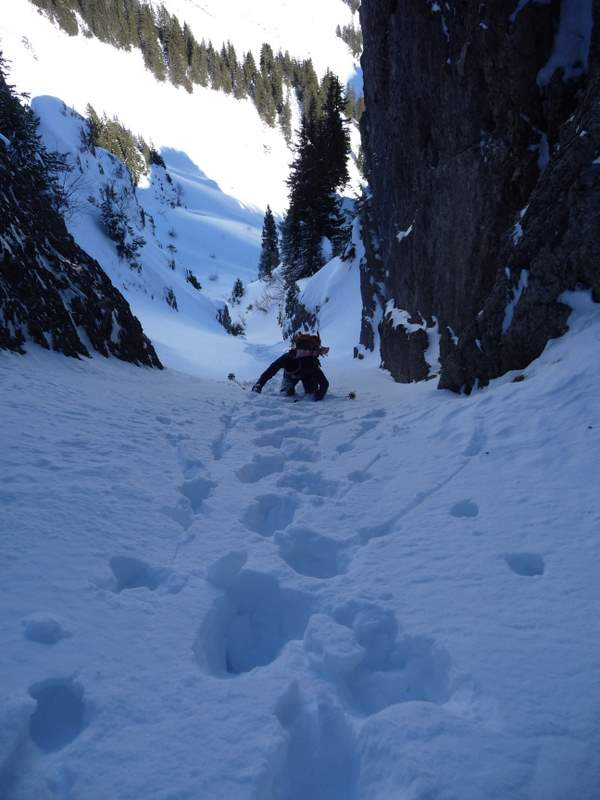 #4 Mont Brion : Montée du couloir N Mont Brion : Montée du couloir N