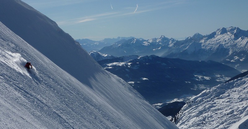 Jallouvre : Ski grand large dans la face W.