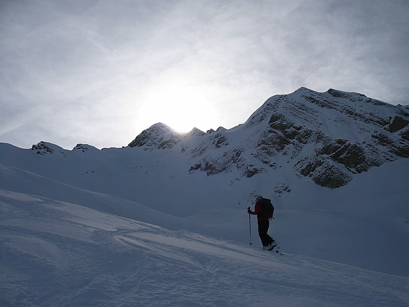 #9 vers le lac : le soleil pointe son nez vers le lac : le soleil pointe son nez