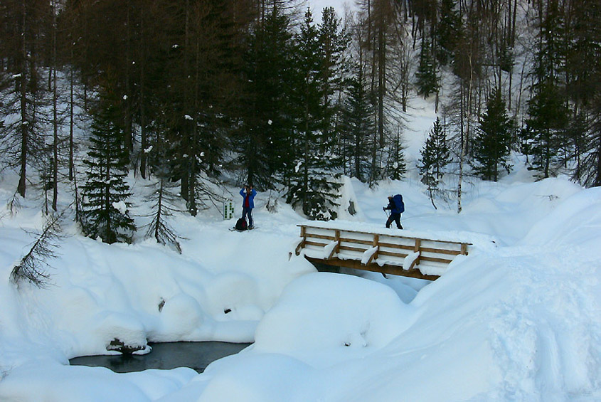 #3 Belle couche de neige sur le Pont du Vallon de l Belle couche de neige sur le Pont du Vallon de l'Alp