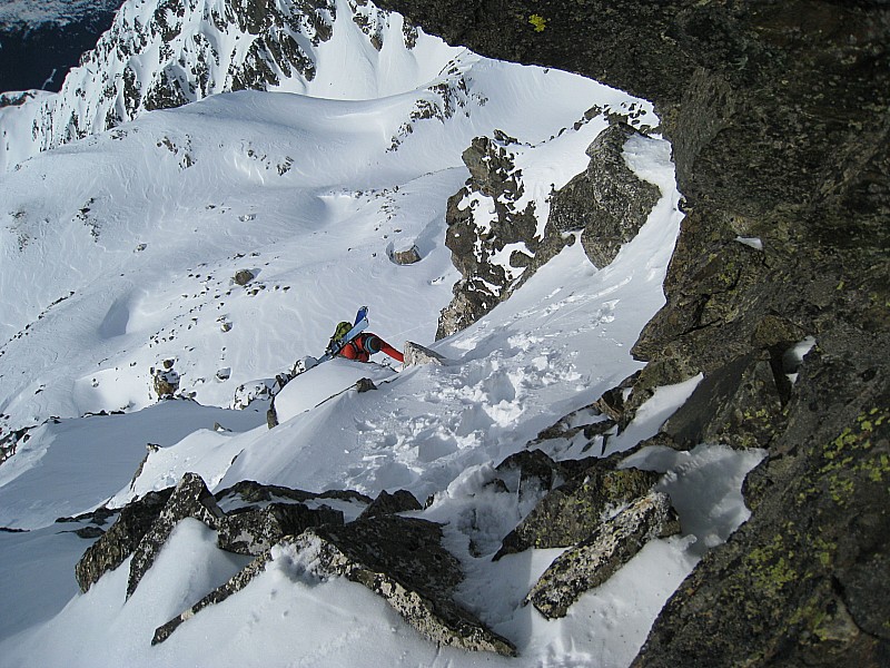 #14 Le départ du couloir approche : Sur l Le départ du couloir approche : Sur l'arète