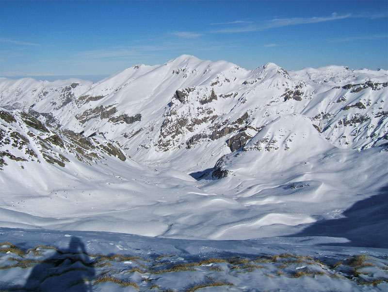 #2 Pepino : Vue sur la Facia et le vallon de Giovani où l Pepino : Vue sur la Facia et le vallon de Giovani où l'on peut redescendre pour une belle variante.