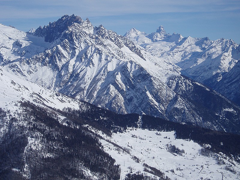 #5 Hotel Jorasse : Le Cervin - gross montagne quand meme Hotel Jorasse : Le Cervin - gross montagne quand meme
