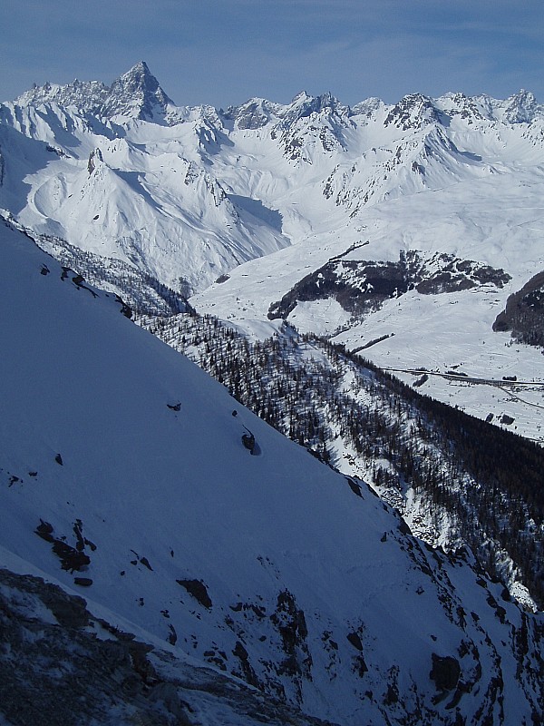 #6 Hotel Jorasse : Et les grandes Jorasses, sous un angles qui n Hotel Jorasse : Et les grandes Jorasses, sous un angles qui n'est pas celui le plus diffuse