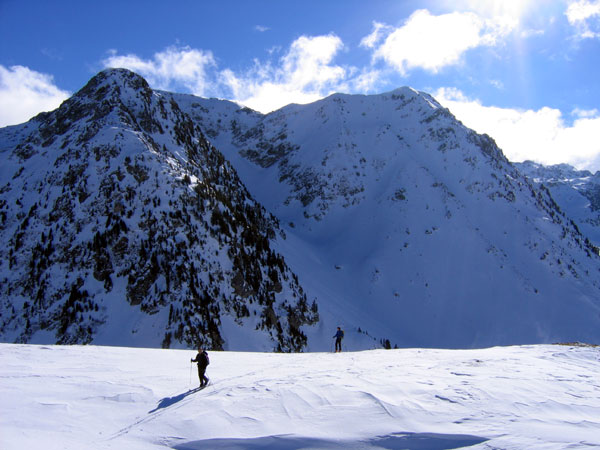 #1 Pointe de Rognier et Gargoton : Pas de purges dans ces 2 couloirs encore... Pointe de Rognier et Gargoton : Pas de purges dans ces 2 couloirs encore...