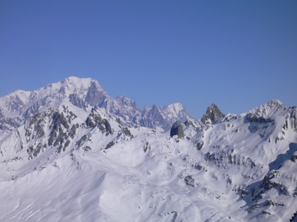 #4 Mont-Blanc : Panorama: Mont-Blanc, Pierra-Menta, Grandes Jorasses............ Mont-Blanc : Panorama: Mont-Blanc, Pierra-Menta, Grandes Jorasses............