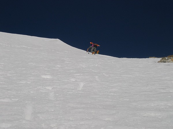 #3 MLF dans le couloir : Manu dans le couloir. C MLF dans le couloir : Manu dans le couloir. C'est pas du 5.1 en grosse poudre !!!