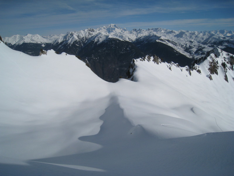 #2 Arangle : Jeu d Arangle : Jeu d'ombres et de lumière sur fond de Mont-Blanc