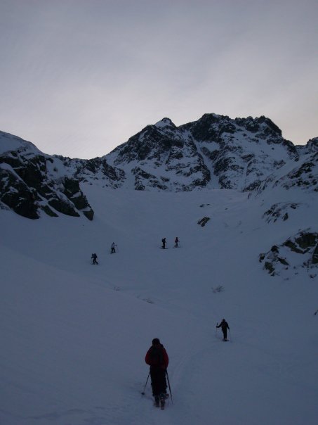 #2 Montée vers le col de la croix : Toute la petite troupe ! Montée vers le col de la croix : Toute la petite troupe !