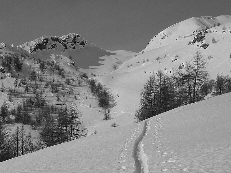 #1 Vallon de la Poua : Accès au vallon Vallon de la Poua : Accès au vallon