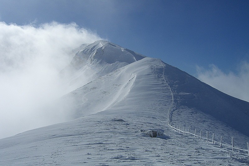 #4 Aiguillon et Puy du Rocher : Apparition brève Aiguillon et Puy du Rocher : Apparition brève