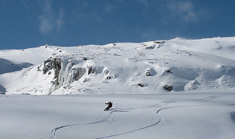 #10 Olivier : Devant la cascade de glace Olivier : Devant la cascade de glace