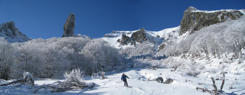 Combe du Loup : Sa seigneurie en action