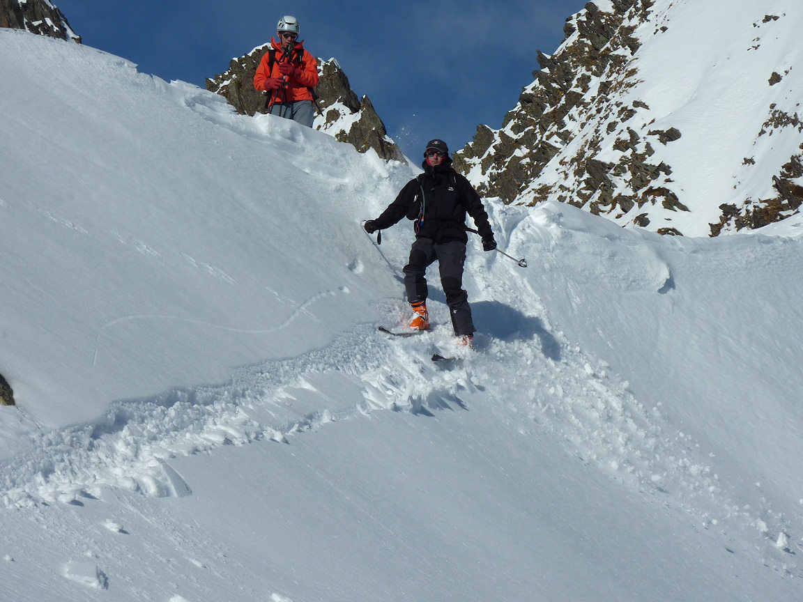 #12 Col de la Balmette : petite corniche à franchir. Col de la Balmette : petite corniche à franchir.